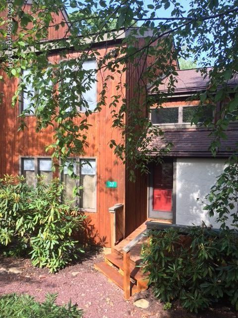 37 Red Fox Ct - Photo 2 of 15