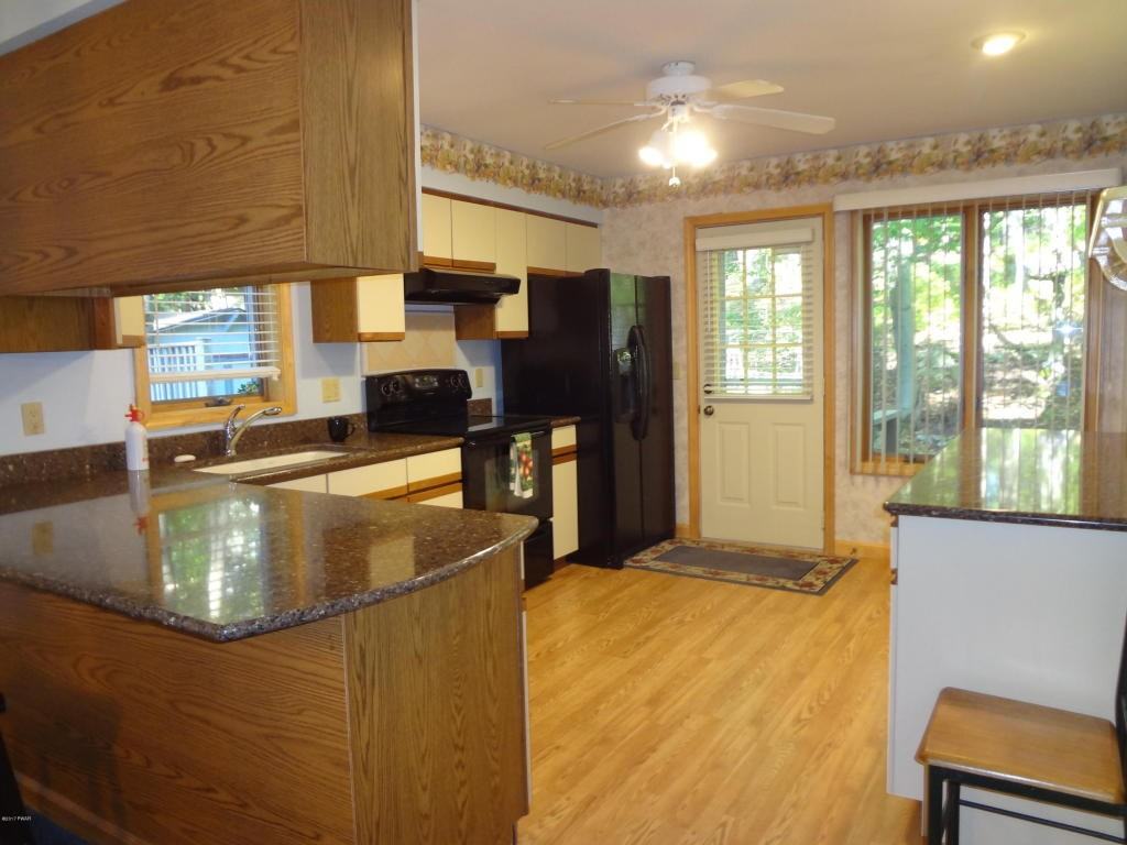 130 Timber Ridge Cir - Photo 3 of 19