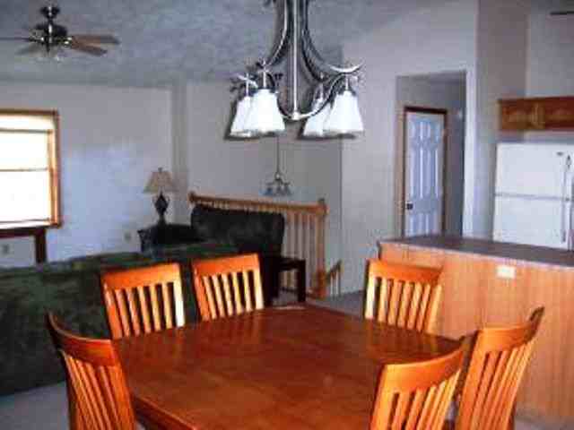 736 Harbor View Rd - Photo 3 of 8