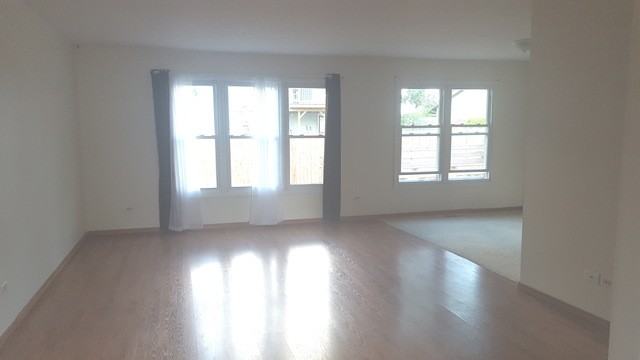 8038 W Magnolia Dr - Photo 2 of 16