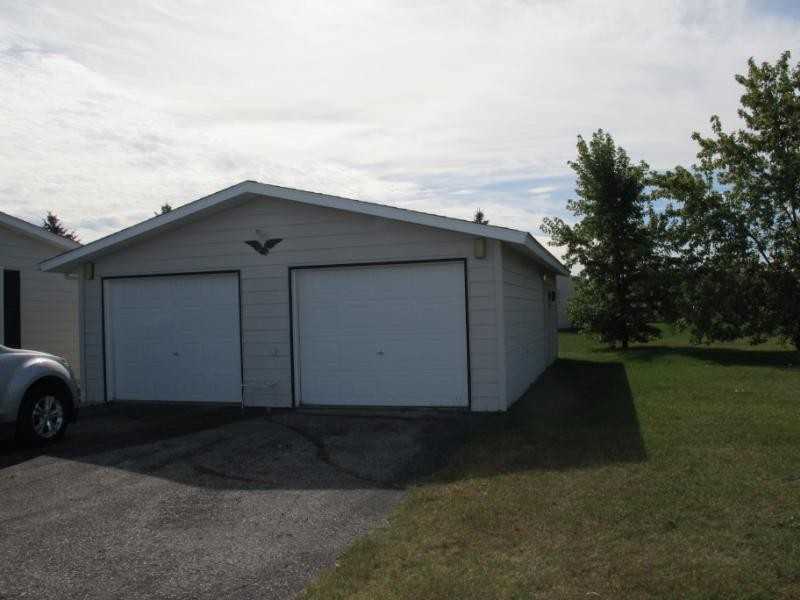 10117 Virginia St - Photo 3 of 10