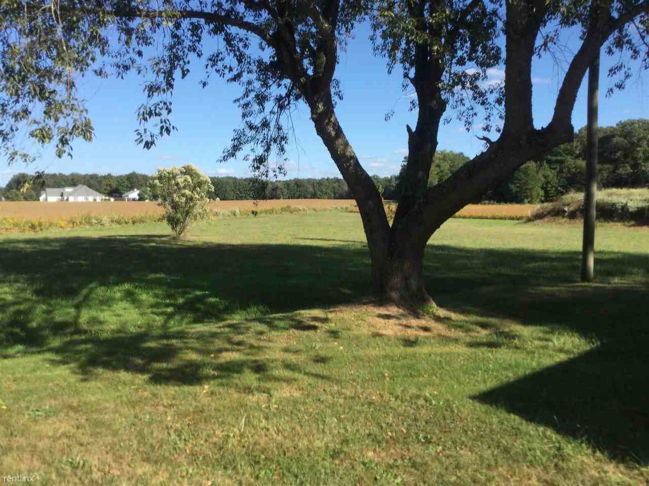 890 Hickman Rd - Photo 2 of 17