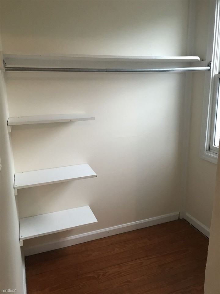 137 Calhoun Street - Photo 3 of 11