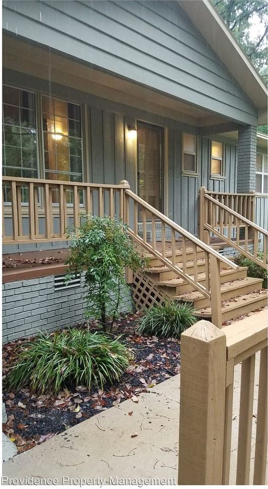 750 N Fowler Ave - Photo 2 of 9