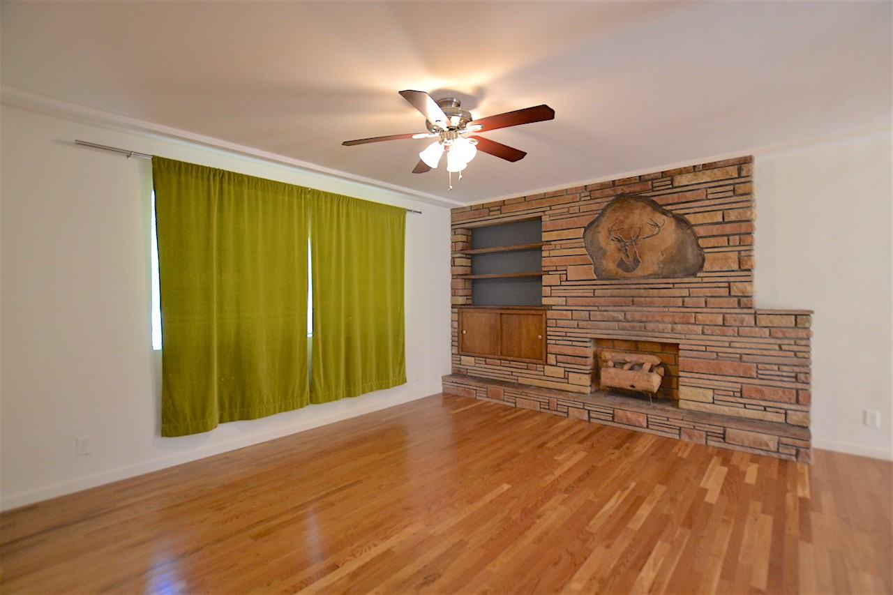 645 W 2nd Pl - Photo 3 of 26