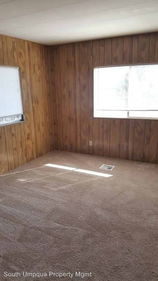 6452 NE Dole Rd - Photo 3 of 4