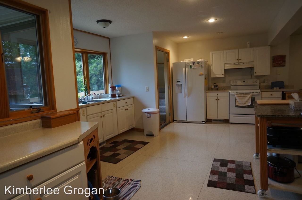 5338 Rose Rd - Photo 3 of 23