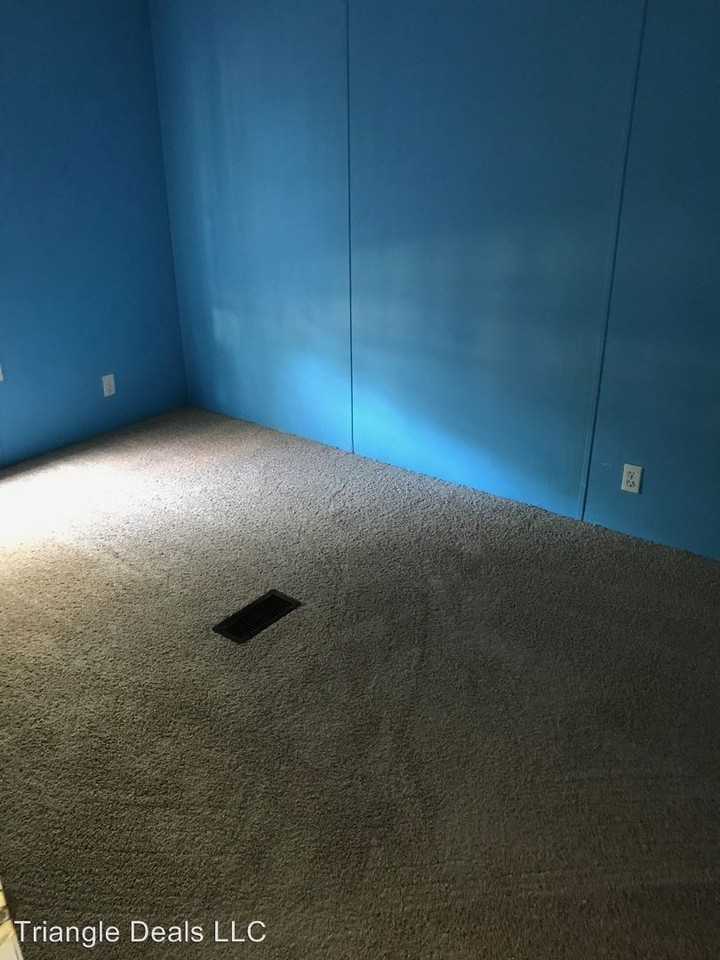 135 Trotters Ln - Photo 3 of 16