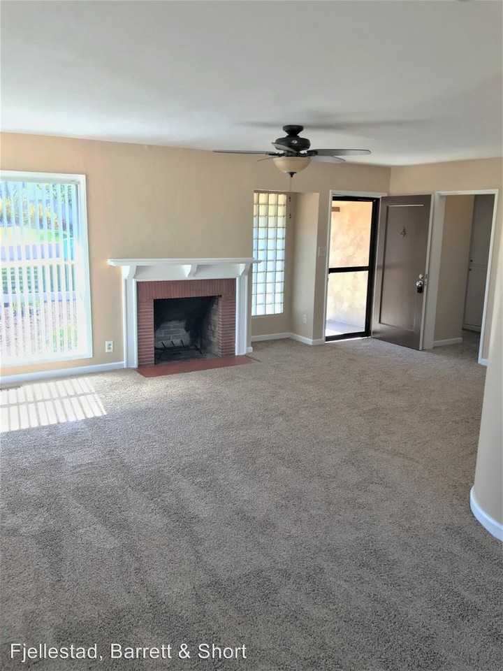 3128 Meadow Grove Dr - Photo 2 of 10