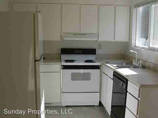 2406-2408 Gilham Rd - Photo 3 of 5