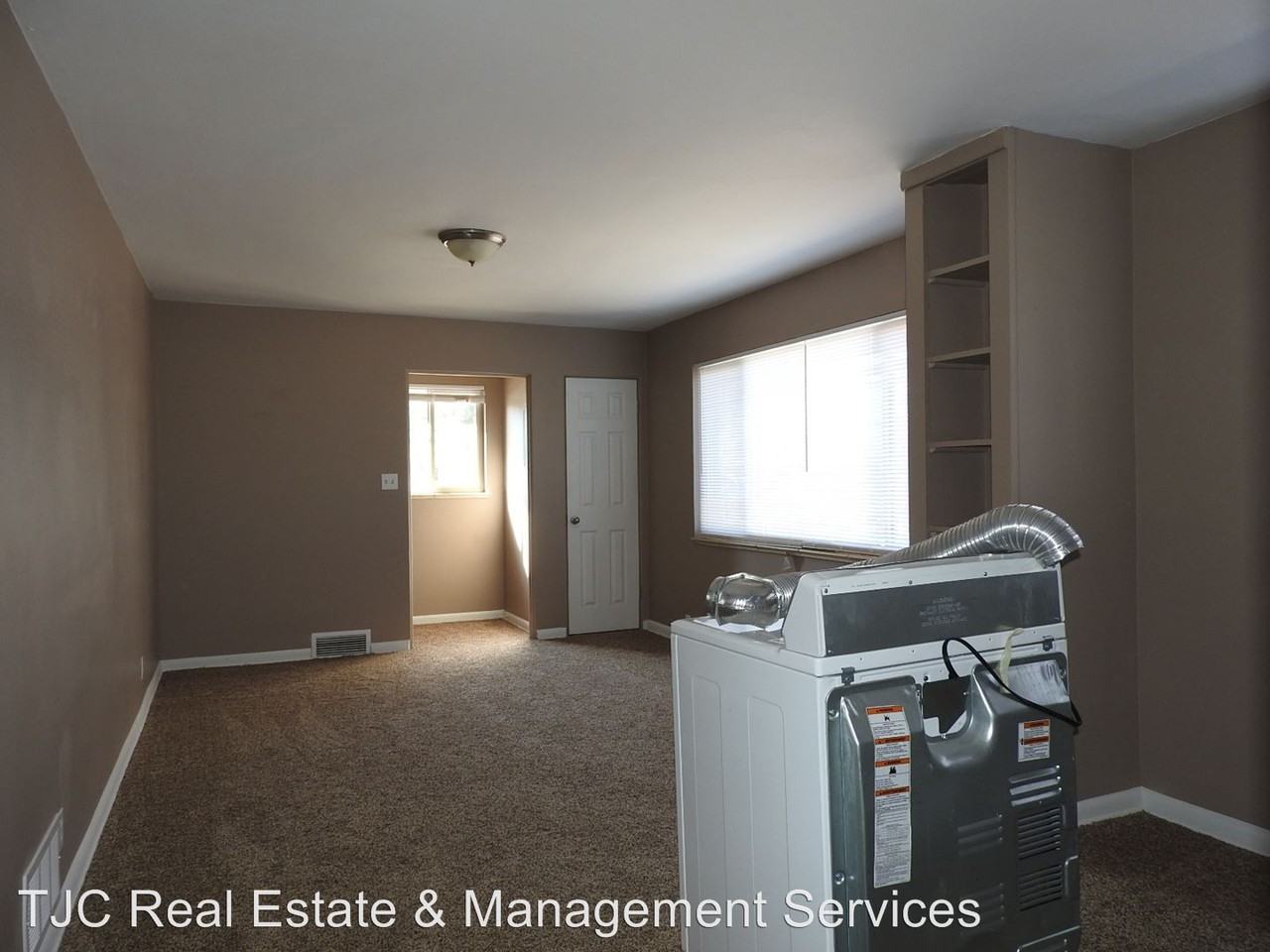 1987 Peoria St - Photo 3 of 11