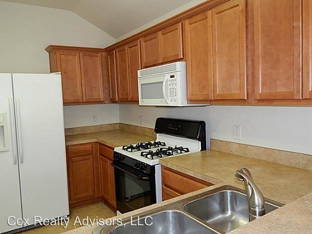 3685 Laurel Crossing Dr - Photo 3 of 12