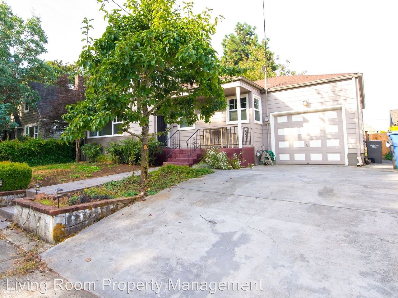 3829 NE 73rd Ave - Photo 2 of 19