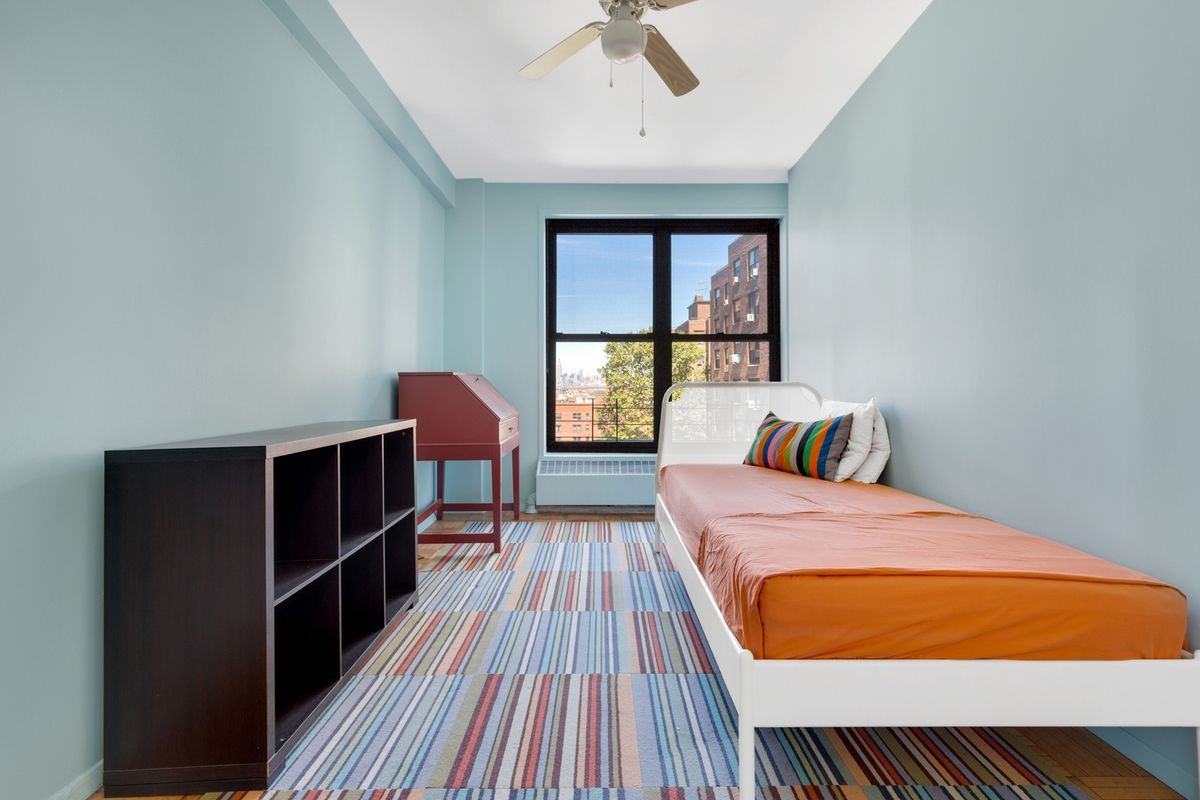 209 Clinton Avenue #9E - Photo 3 of 5