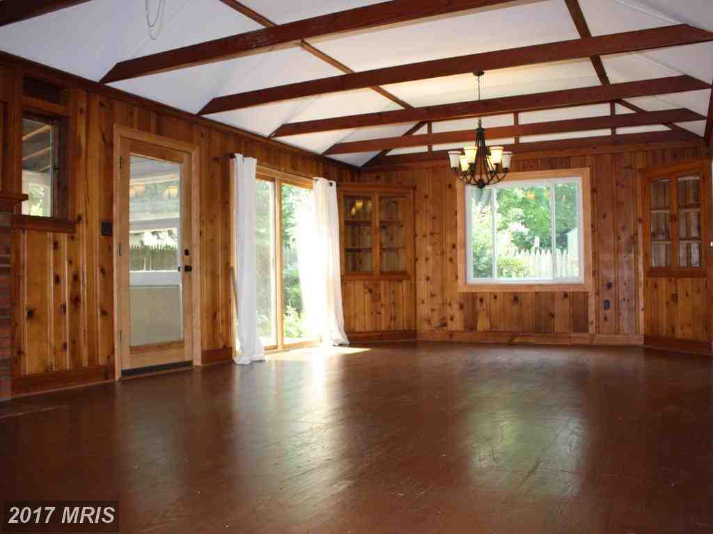 3518 Decatur Ave - Photo 2 of 18