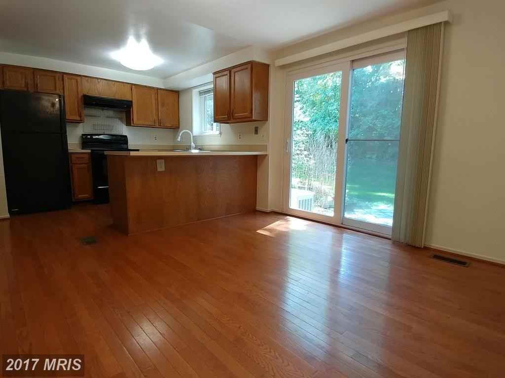 7864 Archbold Terrace - Photo 3 of 16