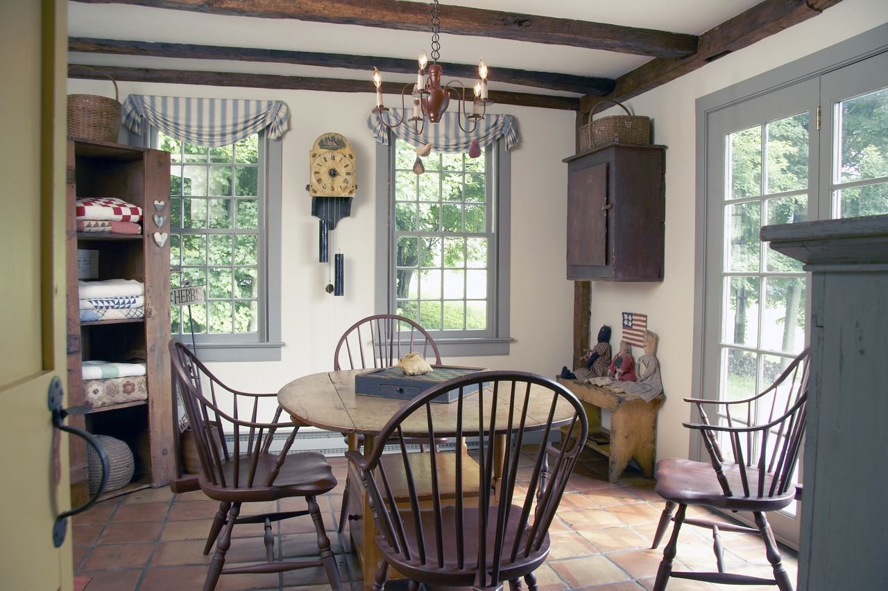 350 Northrup St - Photo 3 of 10