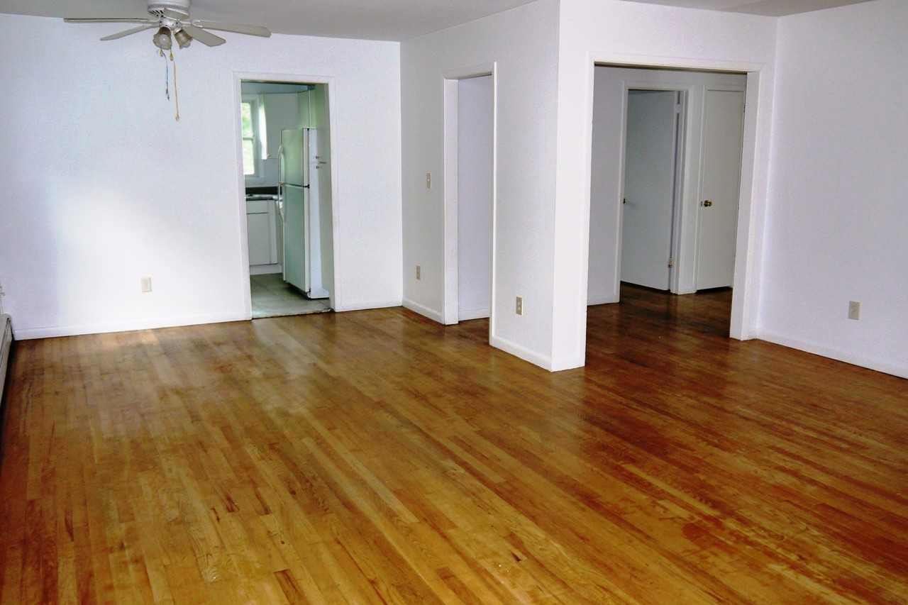 73 Washington Ave N - Photo 2 of 13