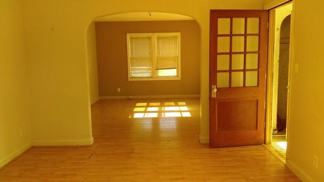 75 S De Witt Pl - Photo 2 of 2