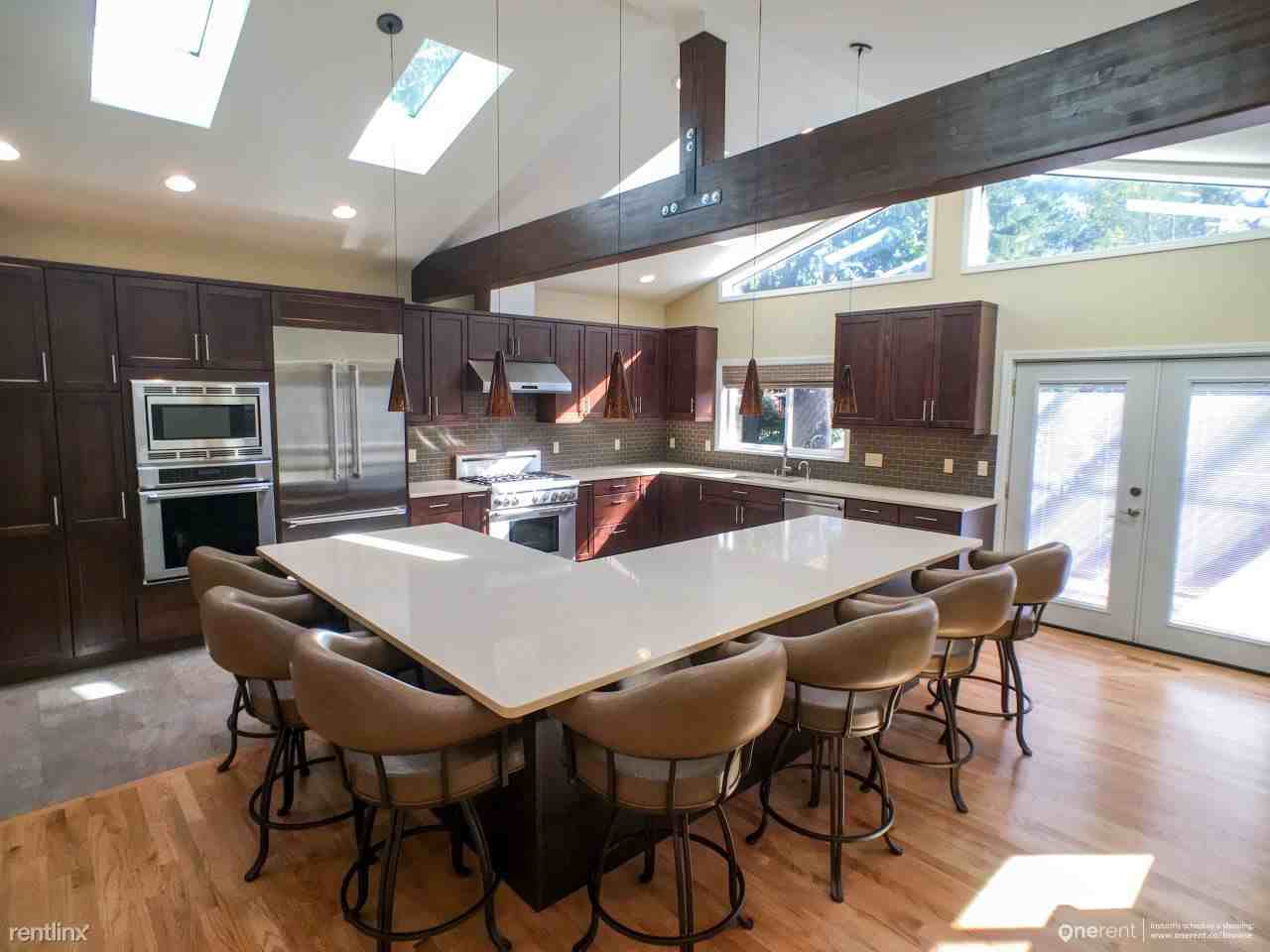 8713 NE 144th St - Photo 2 of 33