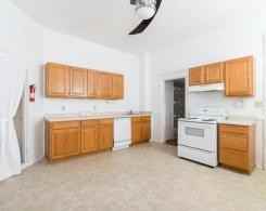 827 Swan St - Photo 2 of 38