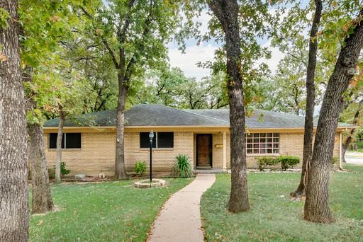 1002 Glenhaven Ct - Photo 2 of 23