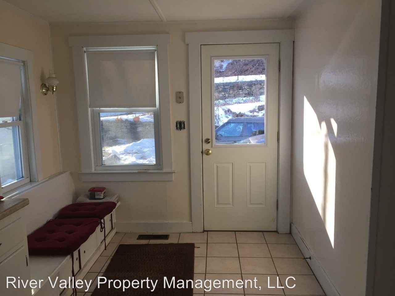 73 Merrill St - Photo 2 of 13