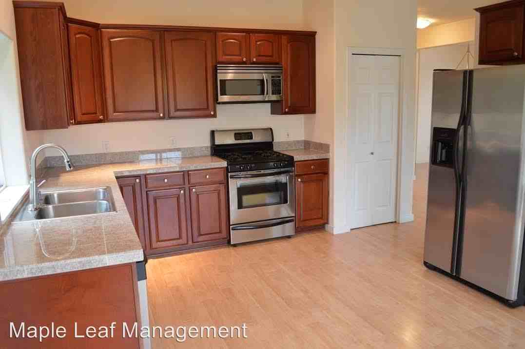 10090 Des Moines Memorial Dr S - Photo 3 of 7