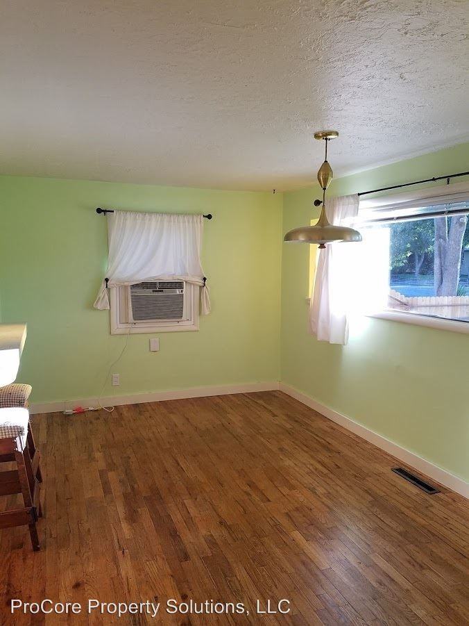 6 S Owyhee St - Photo 3 of 21