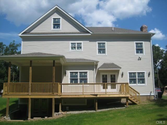 143 Elm St - Photo 3 of 25