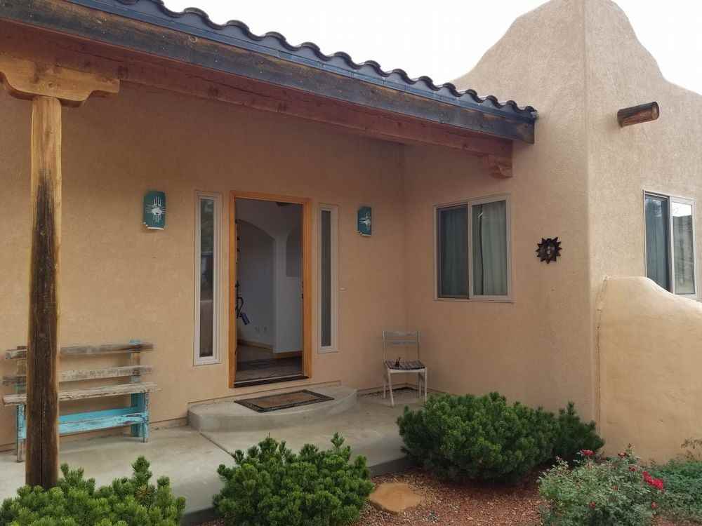 1708 8 Rd - Photo 3 of 13