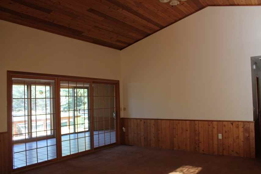 476 S Woodland Ln - Photo 3 of 10