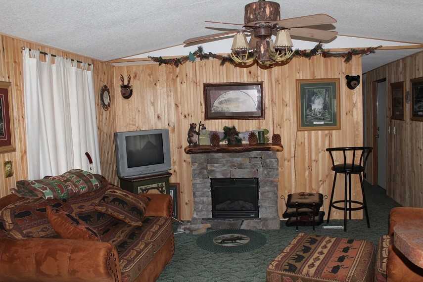 1402 Sharon Dr - Photo 3 of 3