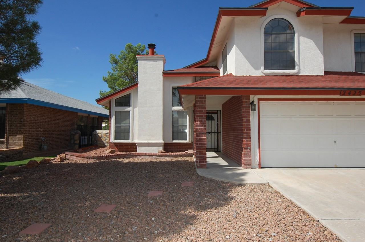 2425 Fletcher Pl - Photo 3 of 41