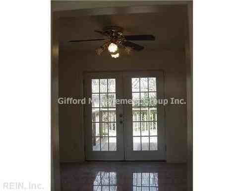 2900 E Little Creek Rd - Photo 3 of 10