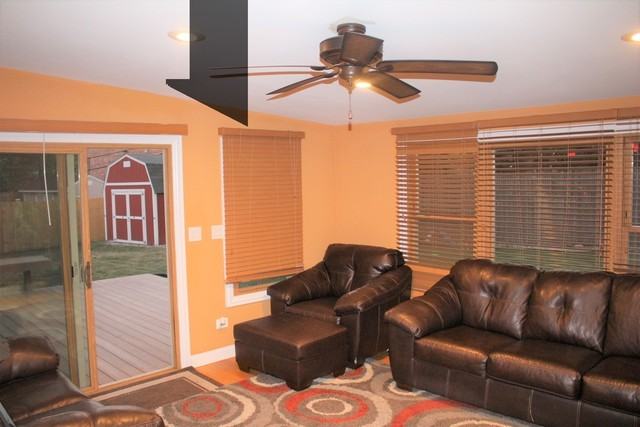 7318 Darien Ln - Photo 3 of 21