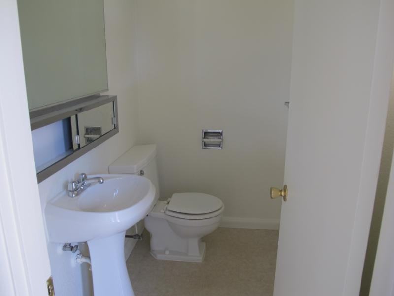 9511 Montana St - Photo 3 of 9