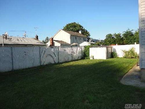 37 Broadway - Photo 3 of 7