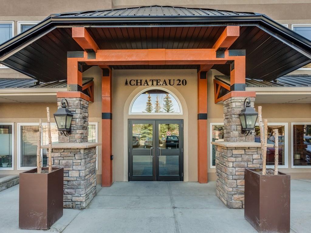 20 Discovery Ridge Close SW - Photo 3 of 37