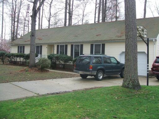 713 Hill Point Ct - Photo 2 of 9
