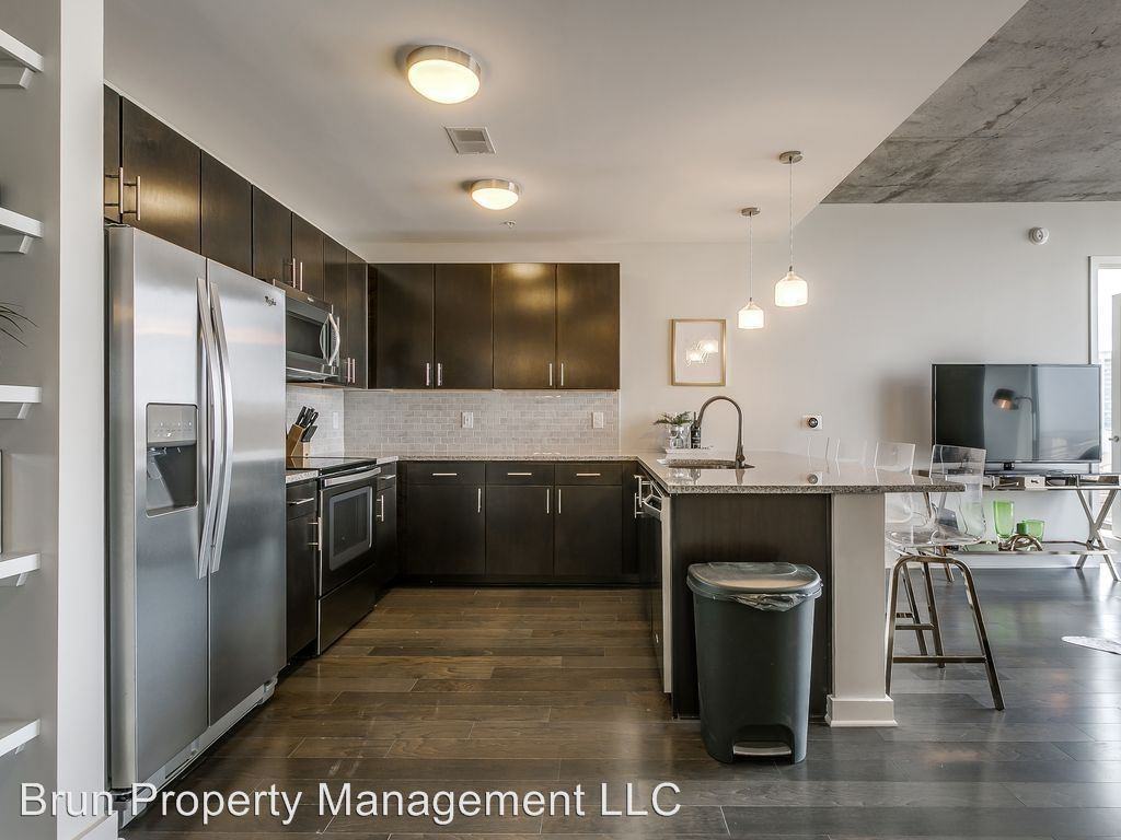 564 Lovejoy St NW - Photo 2 of 5