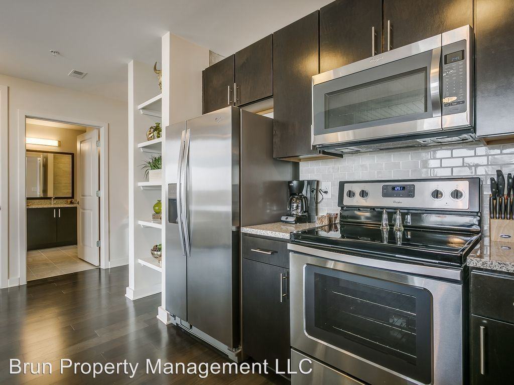 564 Lovejoy St NW - Photo 3 of 5