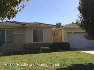 844 Rosewood Ave - Photo 2 of 15