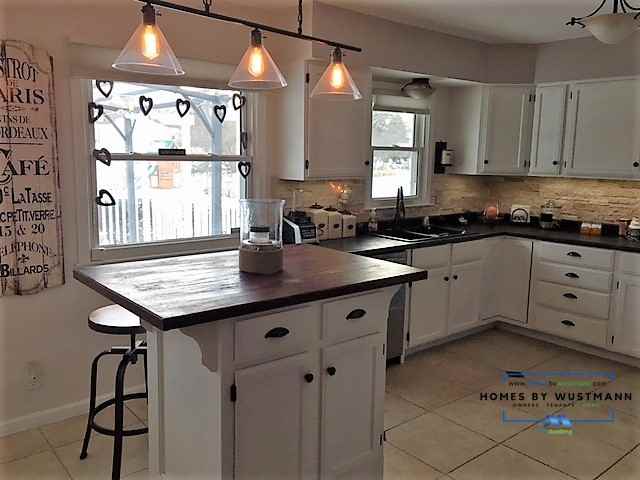 21405 Birdseye Lane - Photo 2 of 15