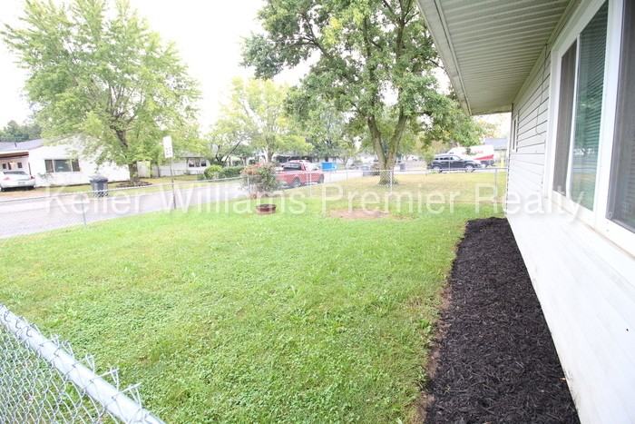 879 Derrer Rd - Photo 2 of 10