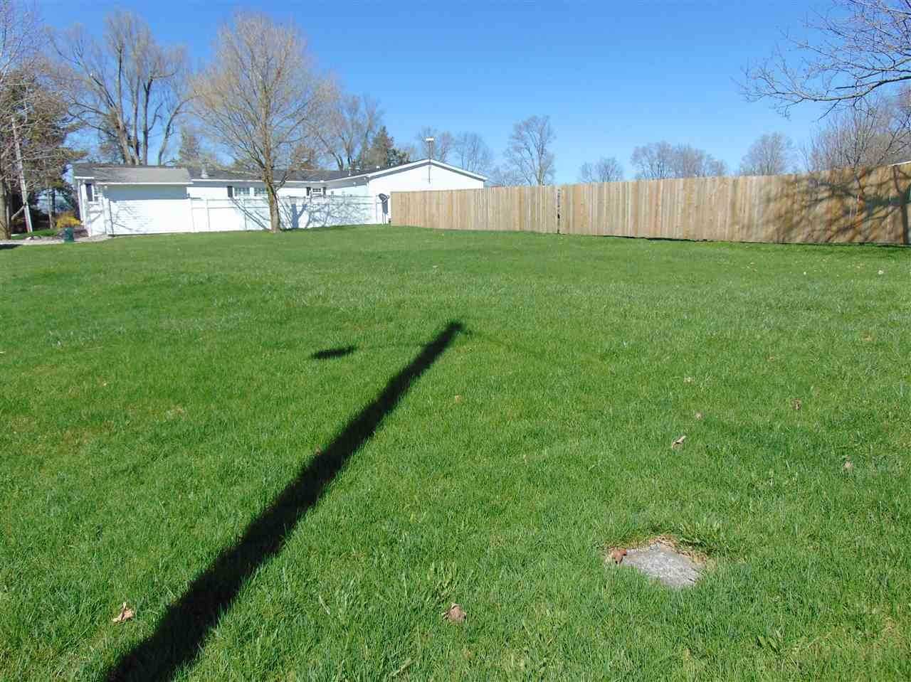 10726 S County Line Rd W - Photo 2 of 31