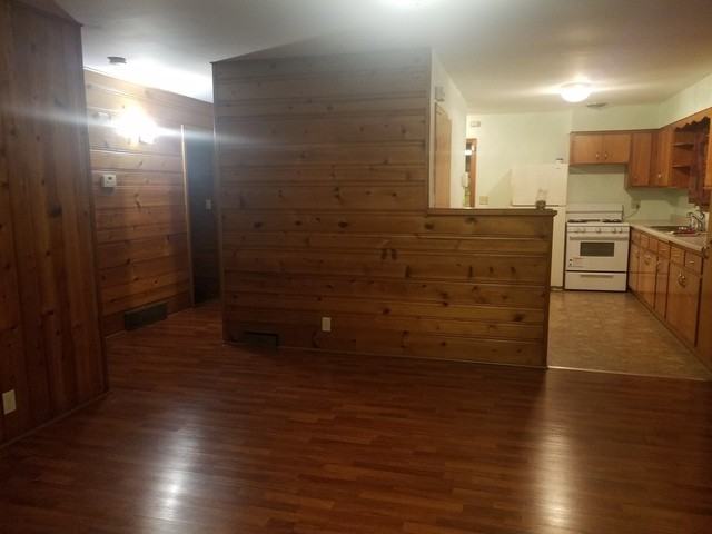 956 5th Ave - Photo 3 of 17