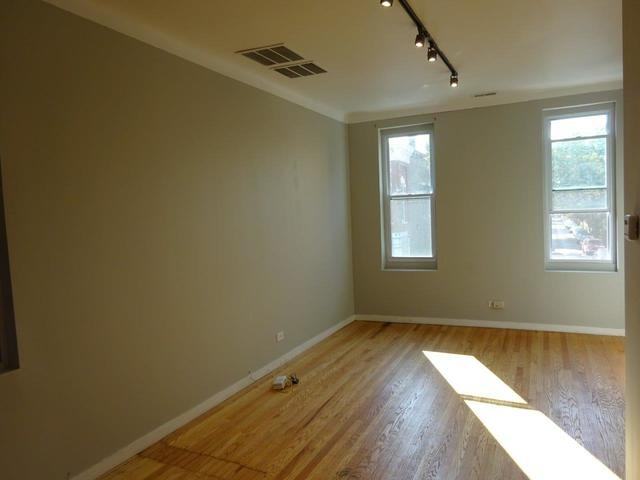 1935 N Damen Ave - Photo 2 of 14