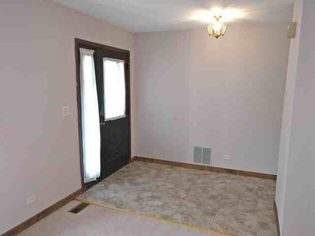 1028 Fordham Way - Photo 2 of 25