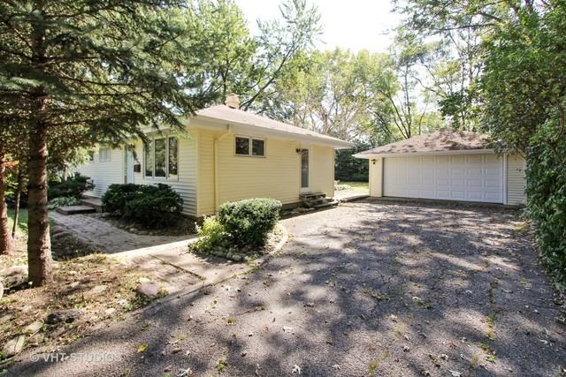 65 Golfview Rd - Photo 2 of 11